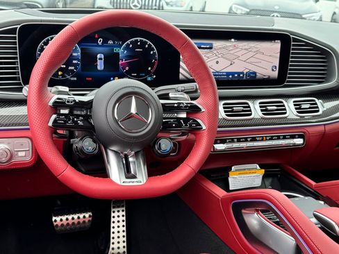 New 2025 Mercedes-Benz GLS 63 AMG 4MATIC image 31