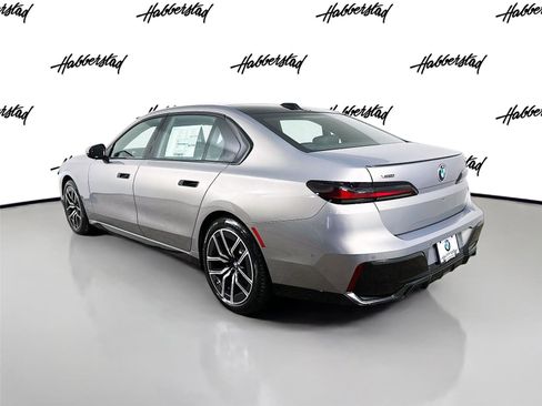 New 2026 BMW 740i xDrive 740i xDrive w/ Premium Package image 7