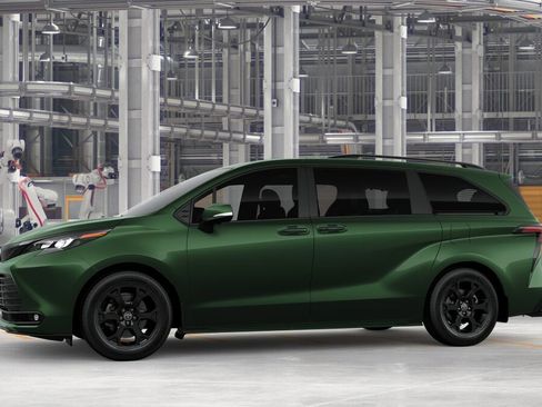 New 2026 Toyota Sienna XLE Woodland Edition AWD/4WD image 3