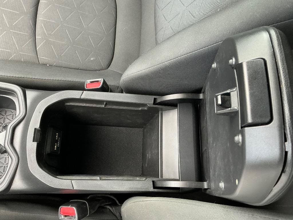 Used 2021 Toyota RAV4 XLE FWD image 21