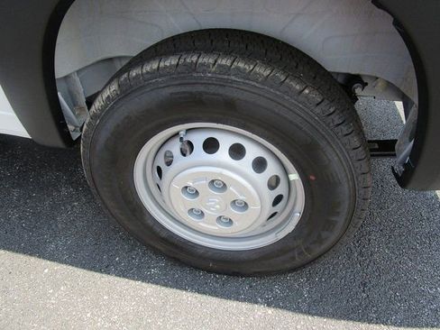 Used 2024 RAM ProMaster 1500 w/ Convenience Group FWD image 11