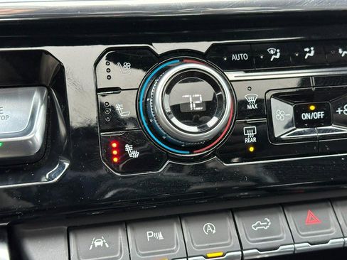 Used 2024 GMC Sierra 1500 Denali w/ Denali Reserve Package image 24