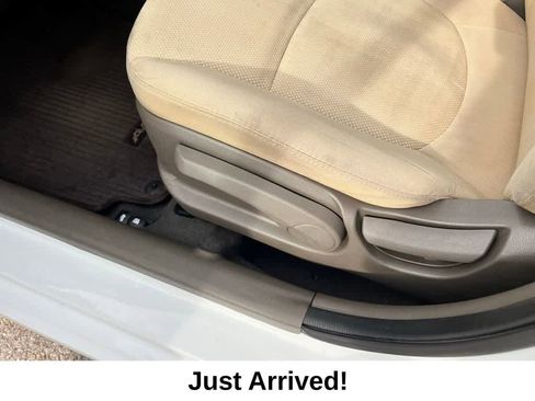 Used 2014 Hyundai Accent GLS image 17