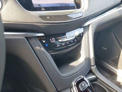 Certified 2025 Cadillac XT5 Premium Luxury image 34