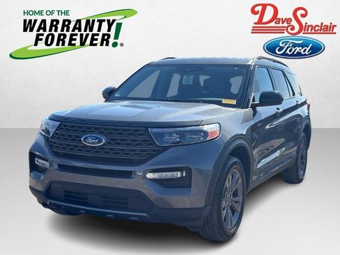 Used 2023 Ford Explorer XLT w/ Equipment Group 202A image 1