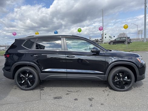 New 2026 Volkswagen Taos SEL AWD/4WD image 6