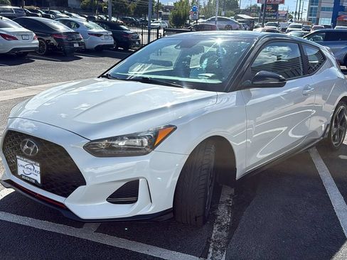 Used 2019 Hyundai Veloster Turbo Ultimate FWD image 7