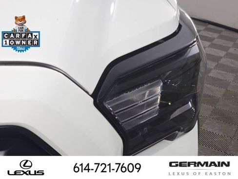 Used 2025 Toyota 4Runner SR5 AWD/4WD image 14