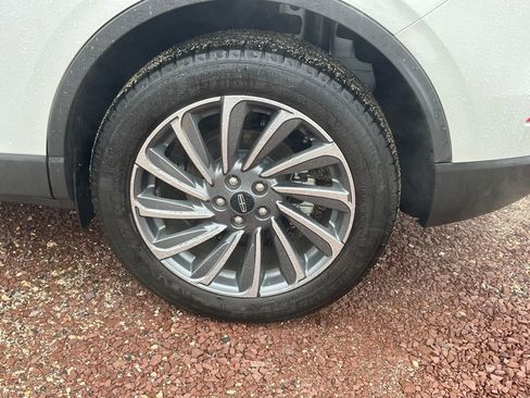 Used 2023 Lincoln Corsair Reserve image 7