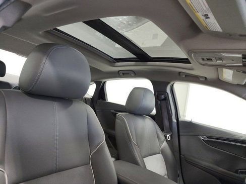 Used 2014 Chevrolet Impala LT w/ Premium Seating Package image 8