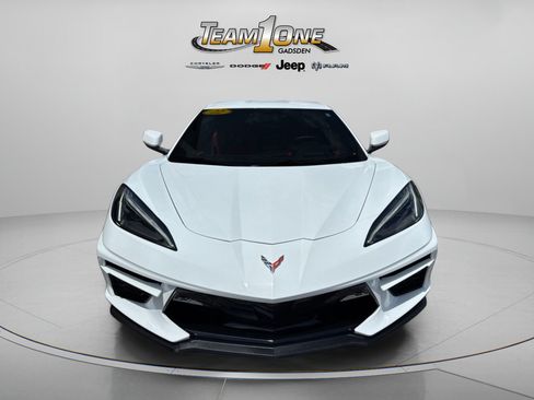 Used 2022 Chevrolet Corvette Stingray Preferred Cpe w/ Engine Appearance Package RWD image 2