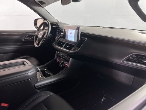 Used 2022 GMC Yukon XL SLE AWD/4WD image 28
