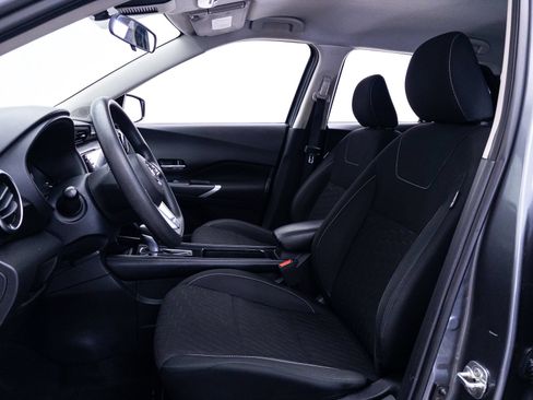 Used 2021 Nissan Kicks SV FWD image 18