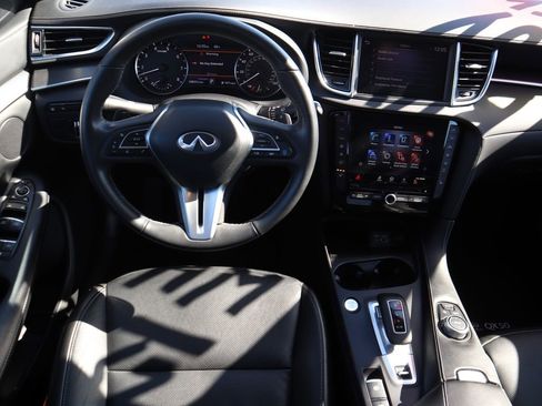 Used 2025 INFINITI QX50 Luxe image 12