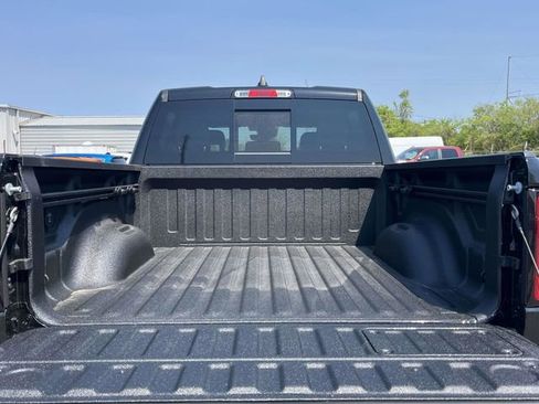 New 2026 RAM 1500 Laramie w/ Night Edition AWD/4WD image 18