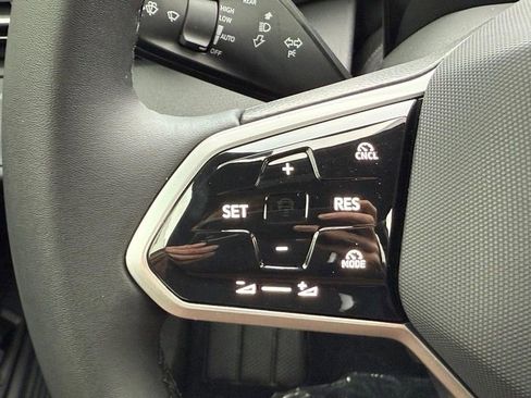 New 2025 Volkswagen ID.4 Pro S image 9