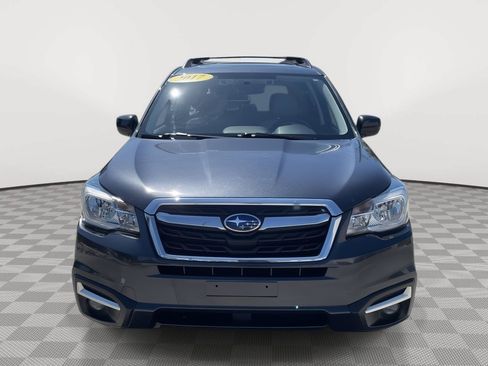 Used 2017 Subaru Forester 2.5i Premium AWD/4WD image 10