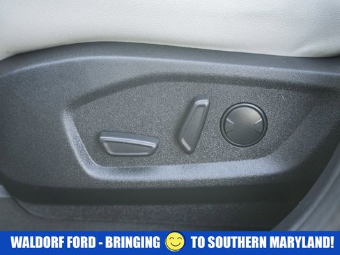 Used 2022 Ford Edge Titanium image 42