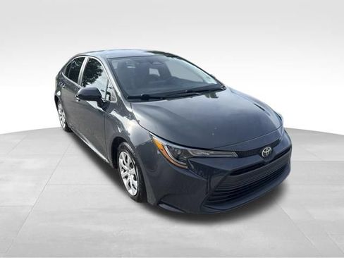 Used 2024 Toyota Corolla LE FWD image 7