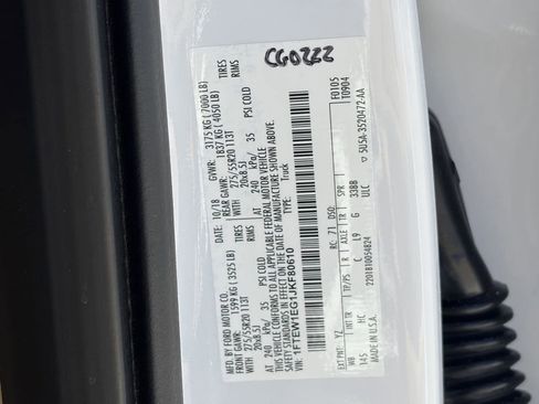 Used 2018 Ford F150 Lariat image 32