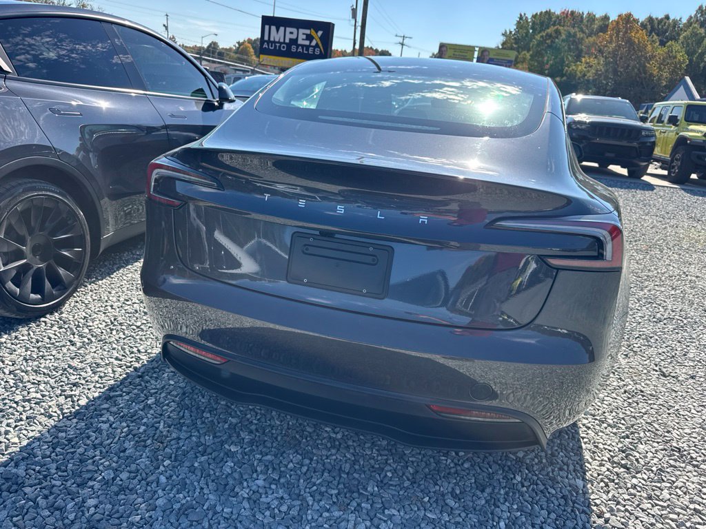 Used 2025 Tesla Model 3 Long Range RWD image 3