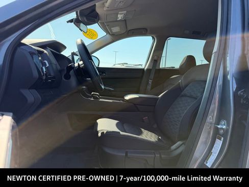 Used 2025 Nissan Pathfinder S FWD image 15