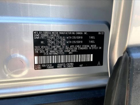 Used 2022 Toyota RAV4 XLE Premium FWD image 36