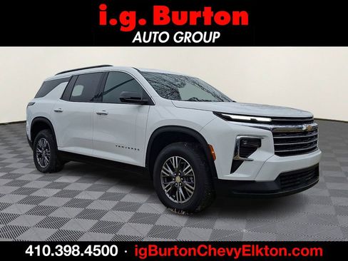 New 2026 Chevrolet Traverse LT w/ LPO, Floor Liner Package FWD image 1