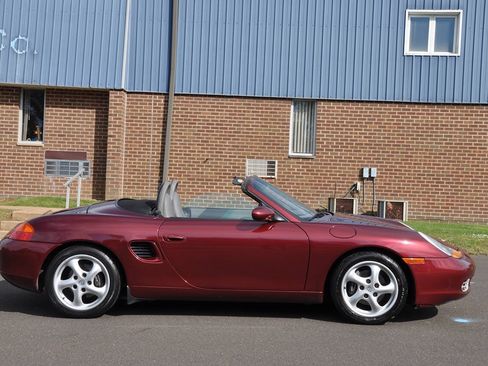 Used 1997 Porsche Boxster RWD image 8