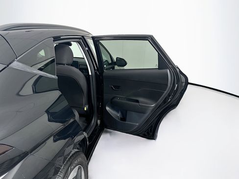 Used 2024 Hyundai Kona SEL image 30