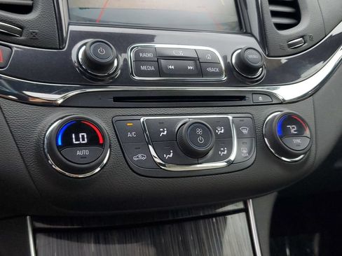Used 2017 Chevrolet Impala Premier w/ Enhanced Convenience Package FWD image 25
