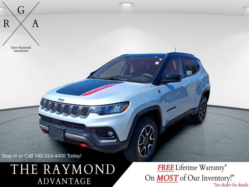 Used 2026 Jeep Compass Trailhawk AWD/4WD image 7