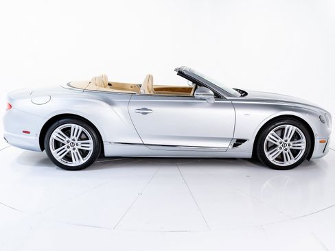 Certified 2022 Bentley Continental GT image 6