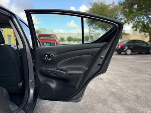Used 2018 Nissan Versa SV FWD image 27