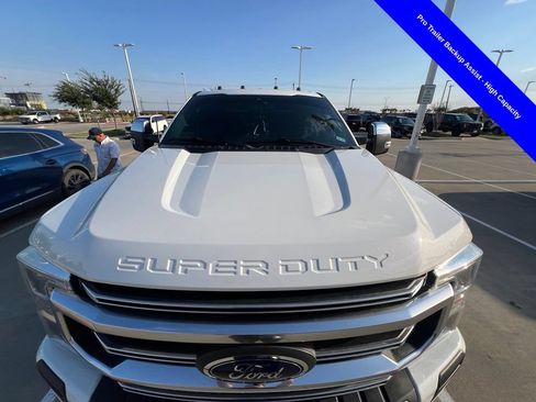 Used 2022 Ford F250 Platinum w/ Tremor Off-Road Package AWD/4WD image 9