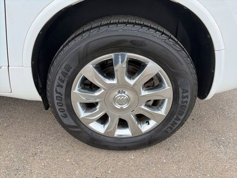 Used 2017 Buick Enclave Leather AWD/4WD image 15