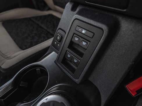 Used 2022 Ford Bronco Wildtrak image 21