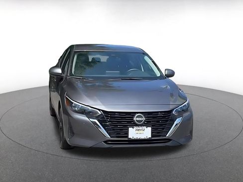 Used 2025 Nissan Sentra SV FWD image 4