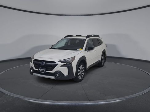Used 2025 Subaru Outback Limited AWD/4WD image 5