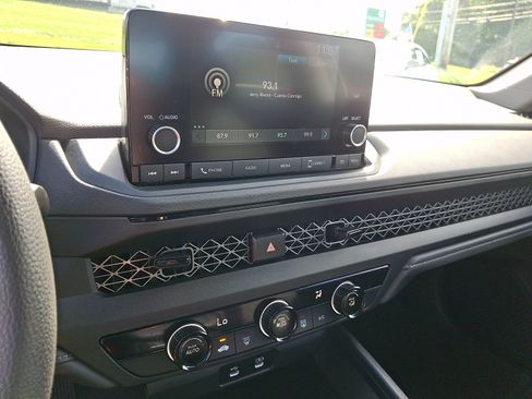 Certified 2024 Honda Accord LX image 23