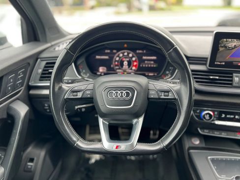 Used 2018 Audi SQ5 Premium Plus AWD/4WD image 24