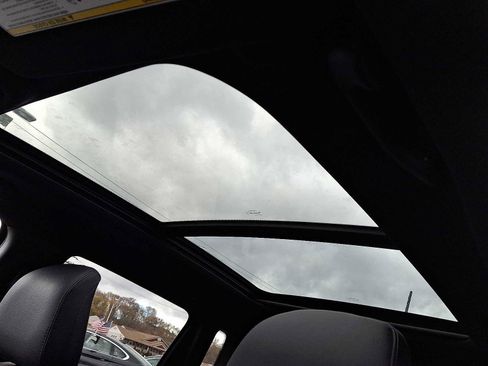 New 2026 Jeep Compass Limited image 10