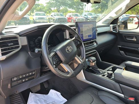 Used 2024 Toyota Tundra Limited AWD/4WD image 20