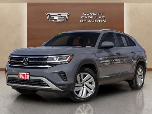 Used 2022 Volkswagen Atlas Cross Sport SE image 1