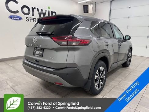 Used 2021 Nissan Rogue SV image 5
