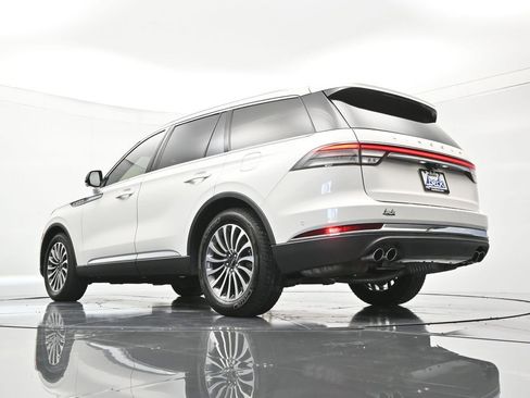 Used 2021 Lincoln Aviator Reserve w/ Elements Package Plus RWD image 42