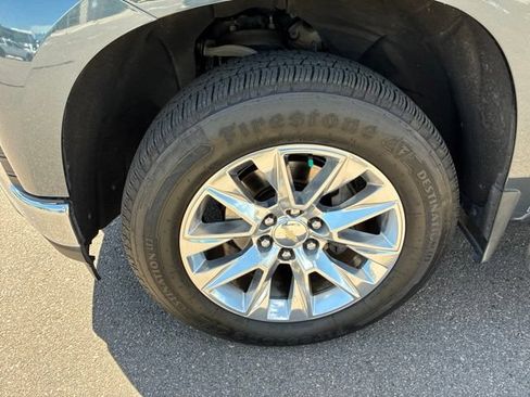 Used 2019 Chevrolet Silverado 1500 LTZ w/ LTZ Premium Package AWD/4WD image 10