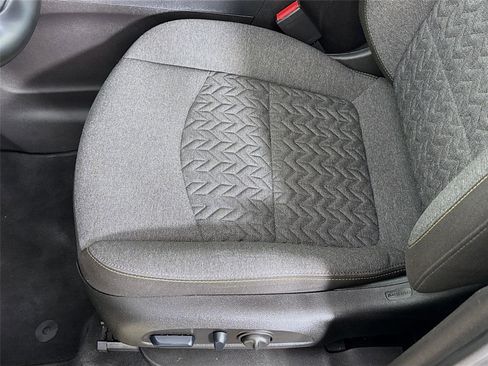 Used 2024 Chevrolet Equinox LT AWD/4WD image 19