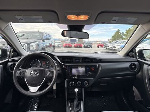 Used 2018 Toyota Corolla L image 20