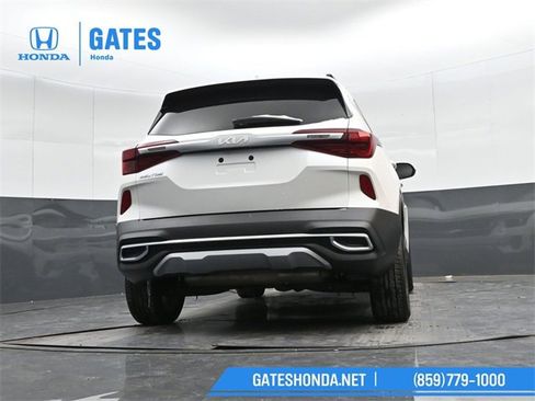 Used 2022 Kia Seltos S image 30